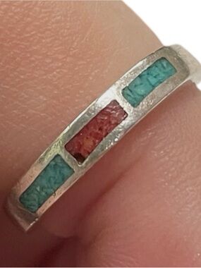 Small Simple Native Mexican Unmarked Silver Turquoise & Coral Ring Size 5.5